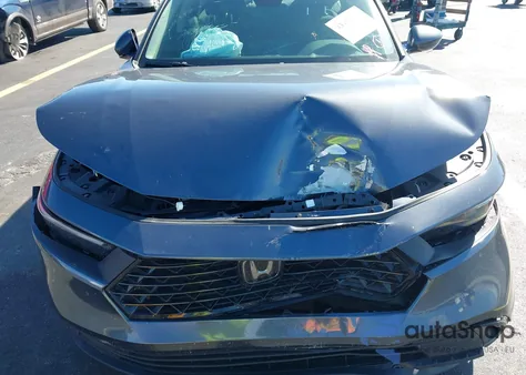 2024 Honda Accord Lx z USA, uszkodzony, nr VIN 1HGCY1F28RA034667